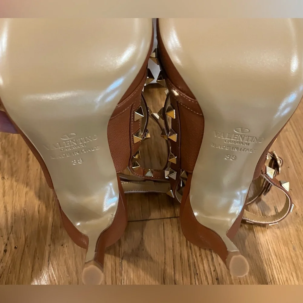 Rockstud Heels - Size 38 - Picture 8 of 10